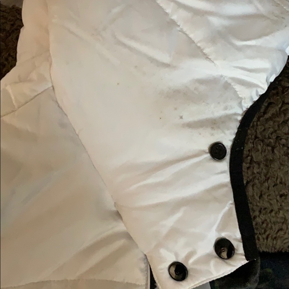 White bongo puffer jacket - Picture 3 of 3